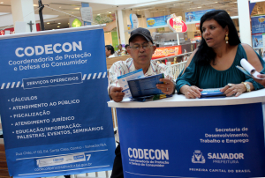 Balcão Codecon Informação (Shopping Salvador Norte) - Agecom - Evilânia Sena - 15.09.15   (3)