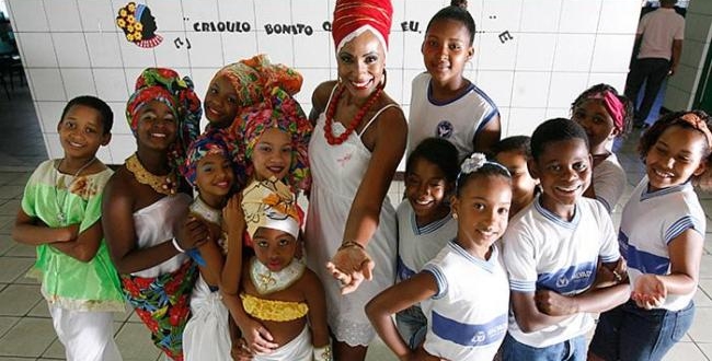 Docentes se destacam em projetos, apesar da adversidades - Foto: marcos Aurelio - Atarde