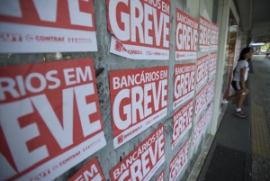 Bancários entram hoje em greve por tempo indeterminado em todo o país (Foto: Marcelo Camargo/Agência Brasil)