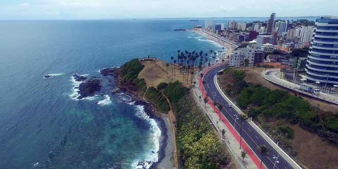 Segundo trecho da orla da Barra 