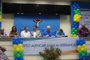 PSD oficializam apoio unânime à pré-candidatura de Caetano