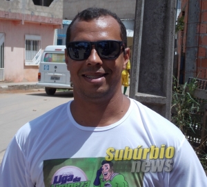 MOISES COORDENADOR DO DISTRITO DA SAÚDE NO SUBÚRBIO