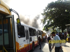 Protesto na Avenida Suburbana na região de Plataforma 1