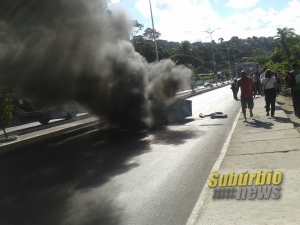 Protesto na Avenida Suburbana na região de Plataforma 3