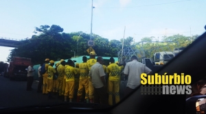 Trabalhadores da limpeza em Salvador  - Foto: Rebeca Figueiredo