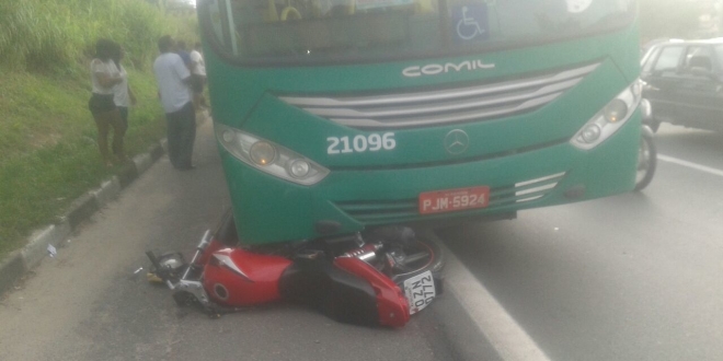 Motoqueiro morre atropelado na BR-324 - Foto: Whatsapp 