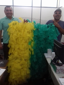 Prof Casemiro e J Cunha com elemento decorativo percurso 2 de Julho
