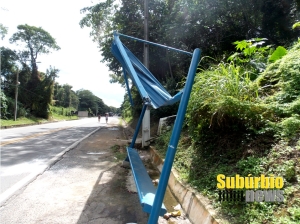 Ponto de ônibus de São Tomé de Paripe 1