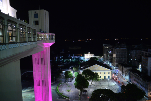 2016-10-04_salvador_bahia_elevador-lacerda_outubro-rosa_foto-max-haack_agecom_14