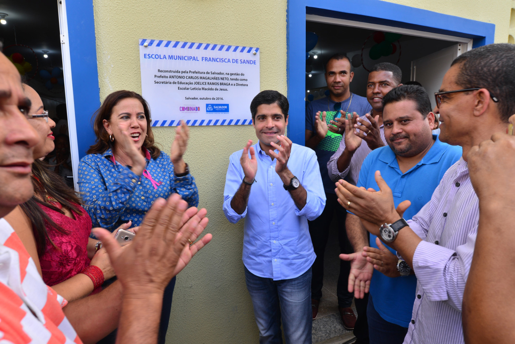 2016-10-11_prefeito-acm-neto_inauguracao-escola-francisca-de-sande_alto-de-coutos_foto-max-haack_agecom-10