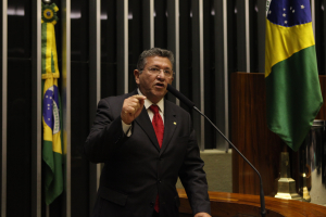 deputado_caetano