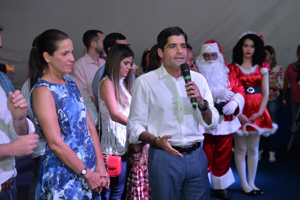 2016-11-23_prefeito-acm-neto_iluminacao-natal-2016_foto-max-haack_agecom-198