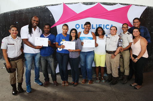 Projeto Qualifica Jovem forma nova turma na Base Comunitária de Segurança de Fazenda Coutos Foto: Carol Garcia/GOVBA